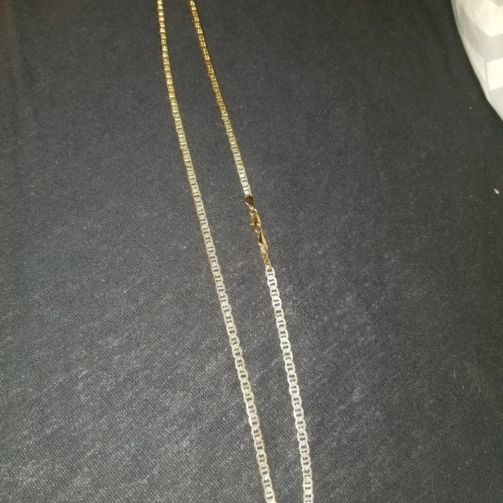 Unisex chain